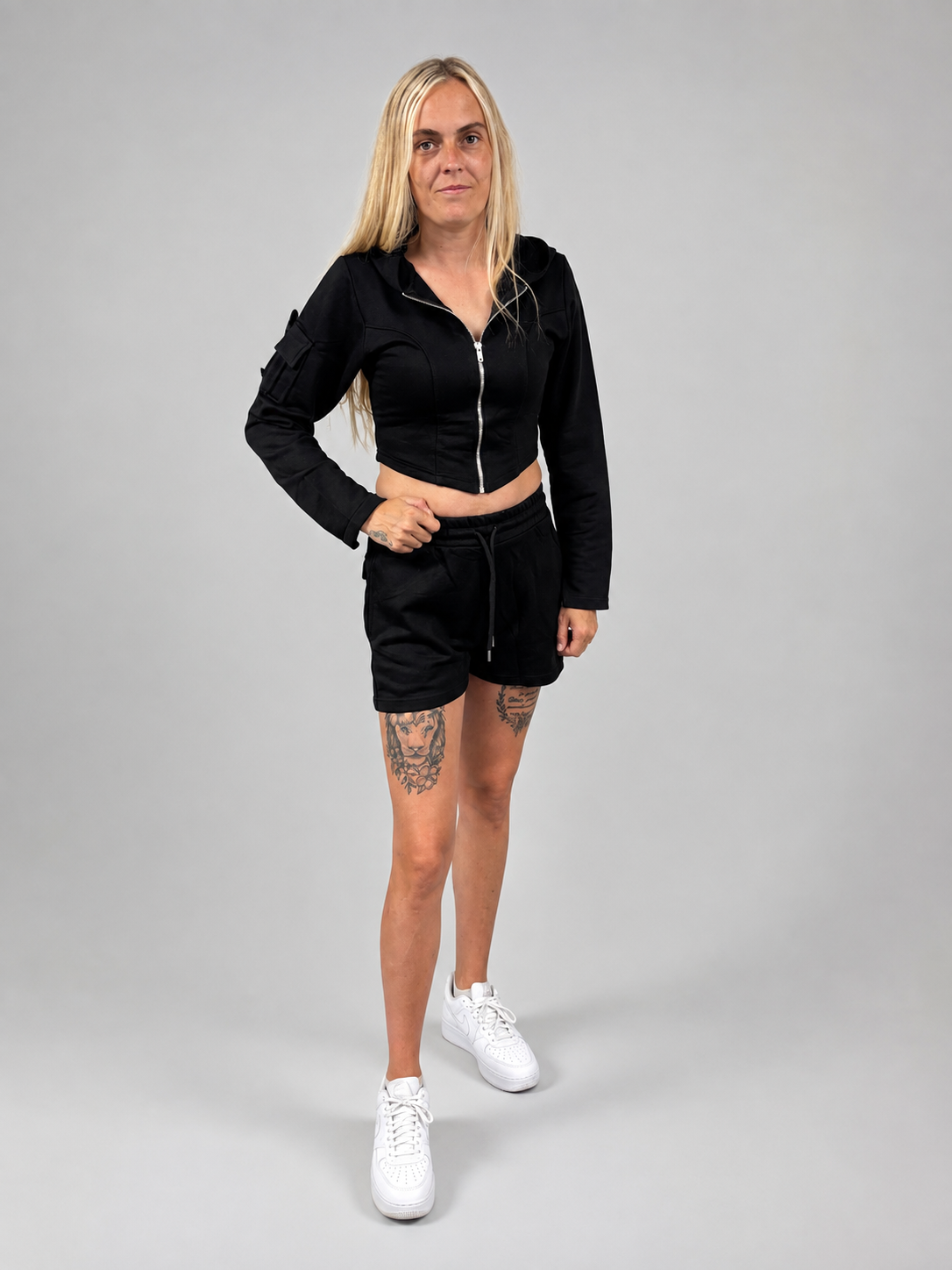 The KALÉA Sculpt Zip Short Set-BLACK