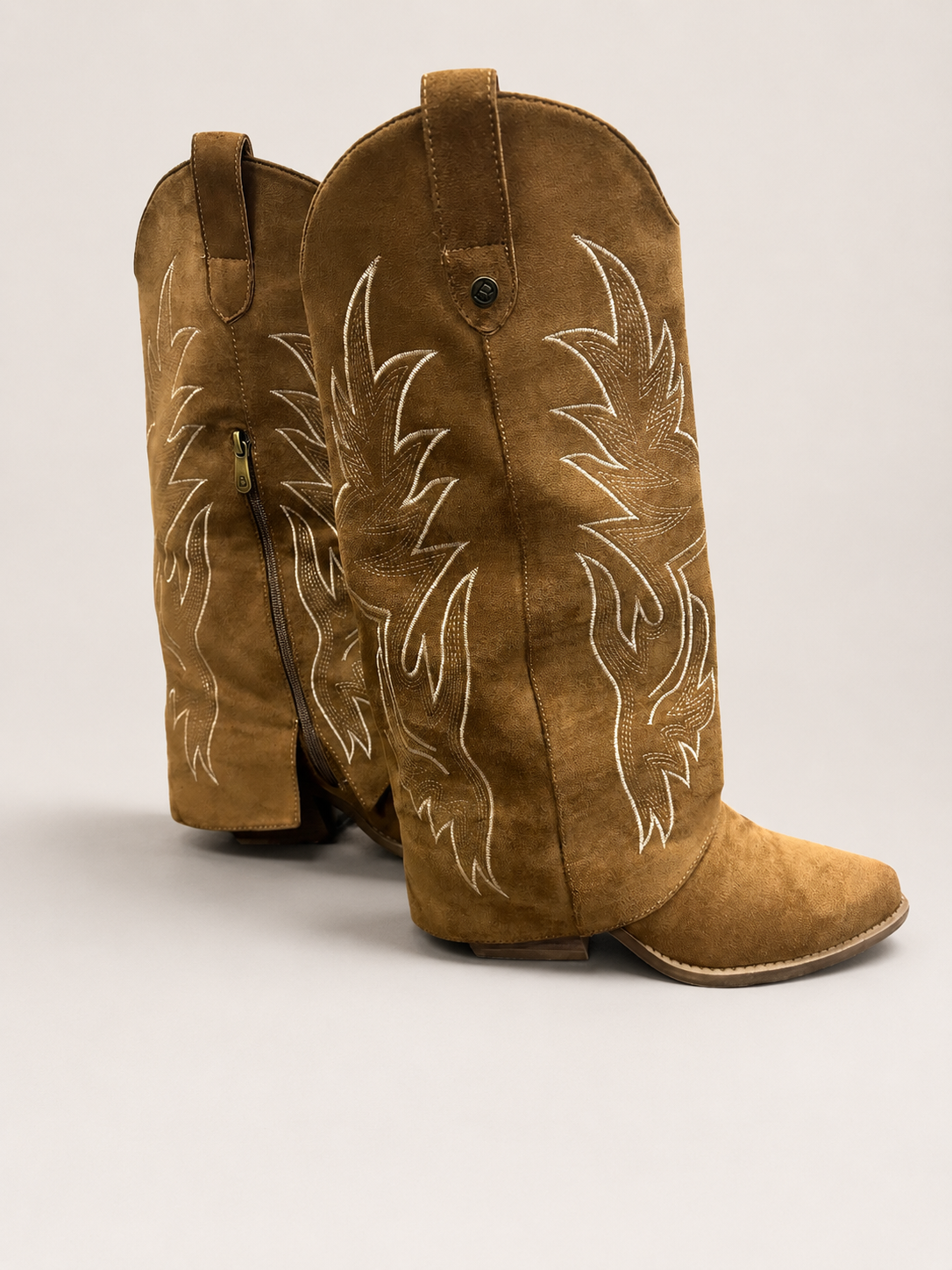 KALÉA Western Muse Embroidered Boots 🤎
