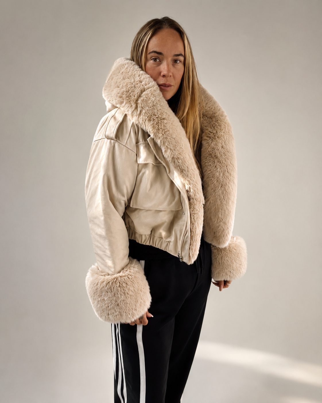 KALÉA faux fur coat - beige