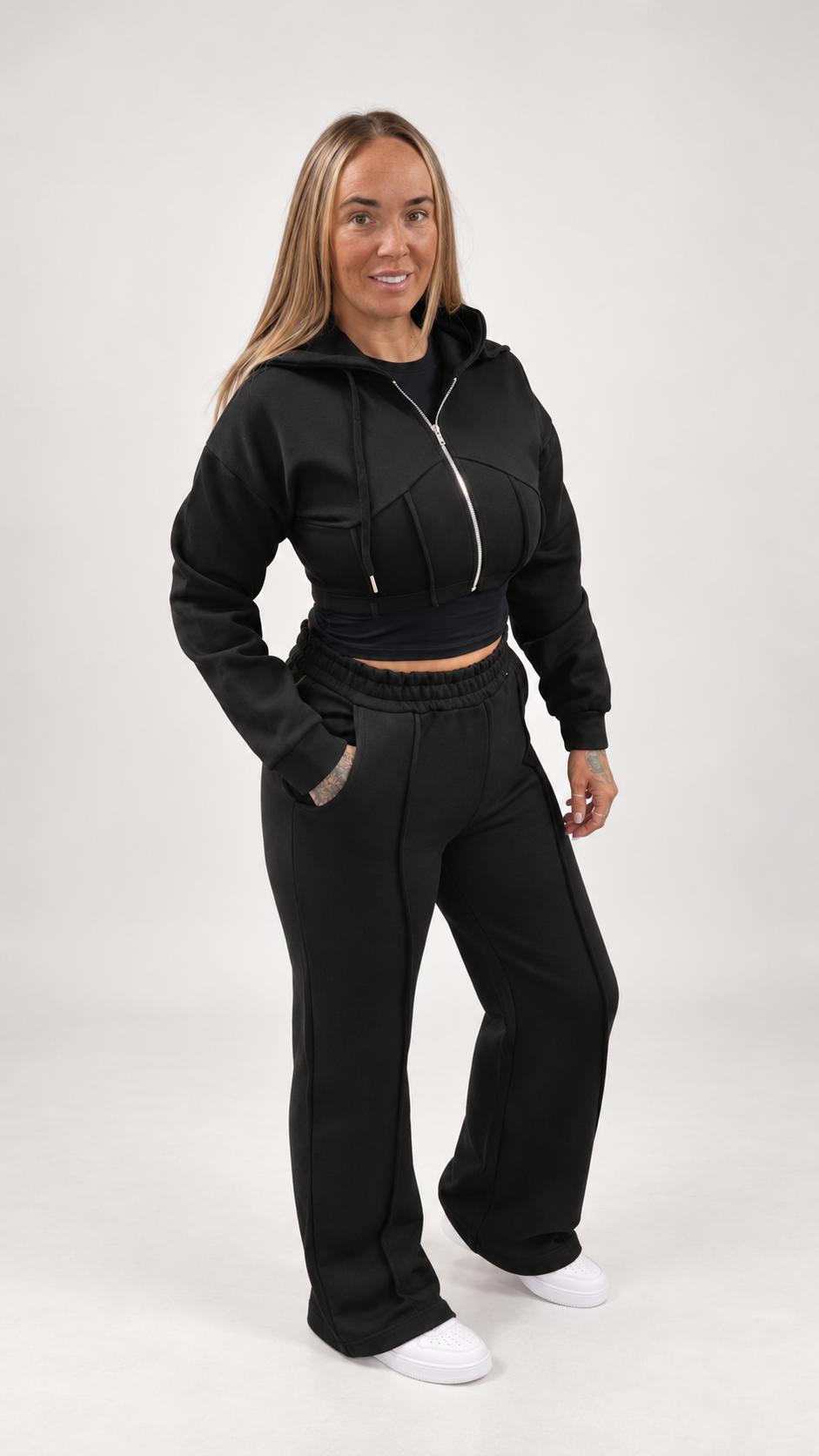 The Sculpted Zip Wide-Leg Set 🖤