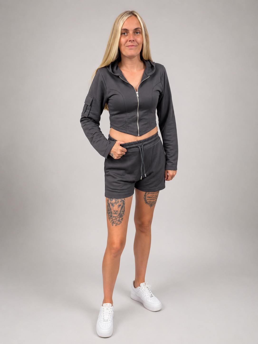 The KALÉA Sculpt Zip Short Set-GREY