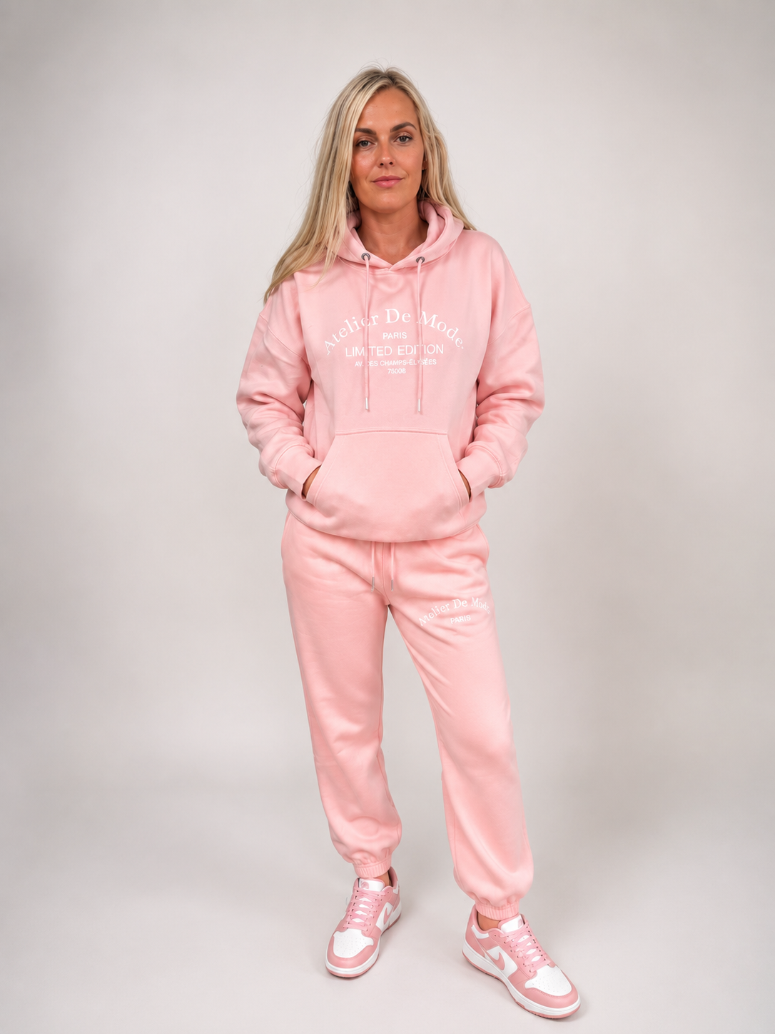 The French Riviera Heritage Tracksuit - light pink