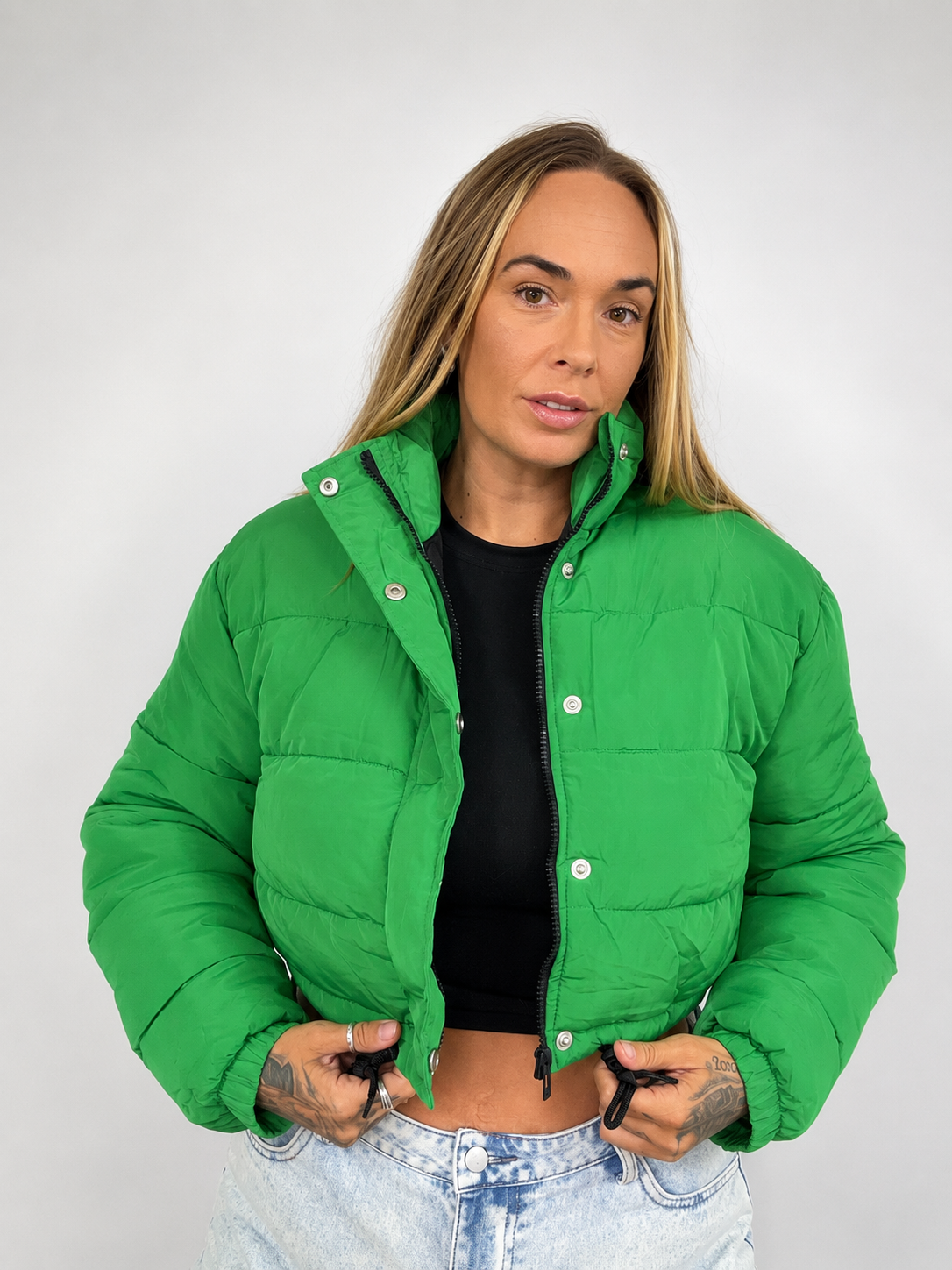 The KALÉA Luxe Cropped Puffer Jacket-GREEN