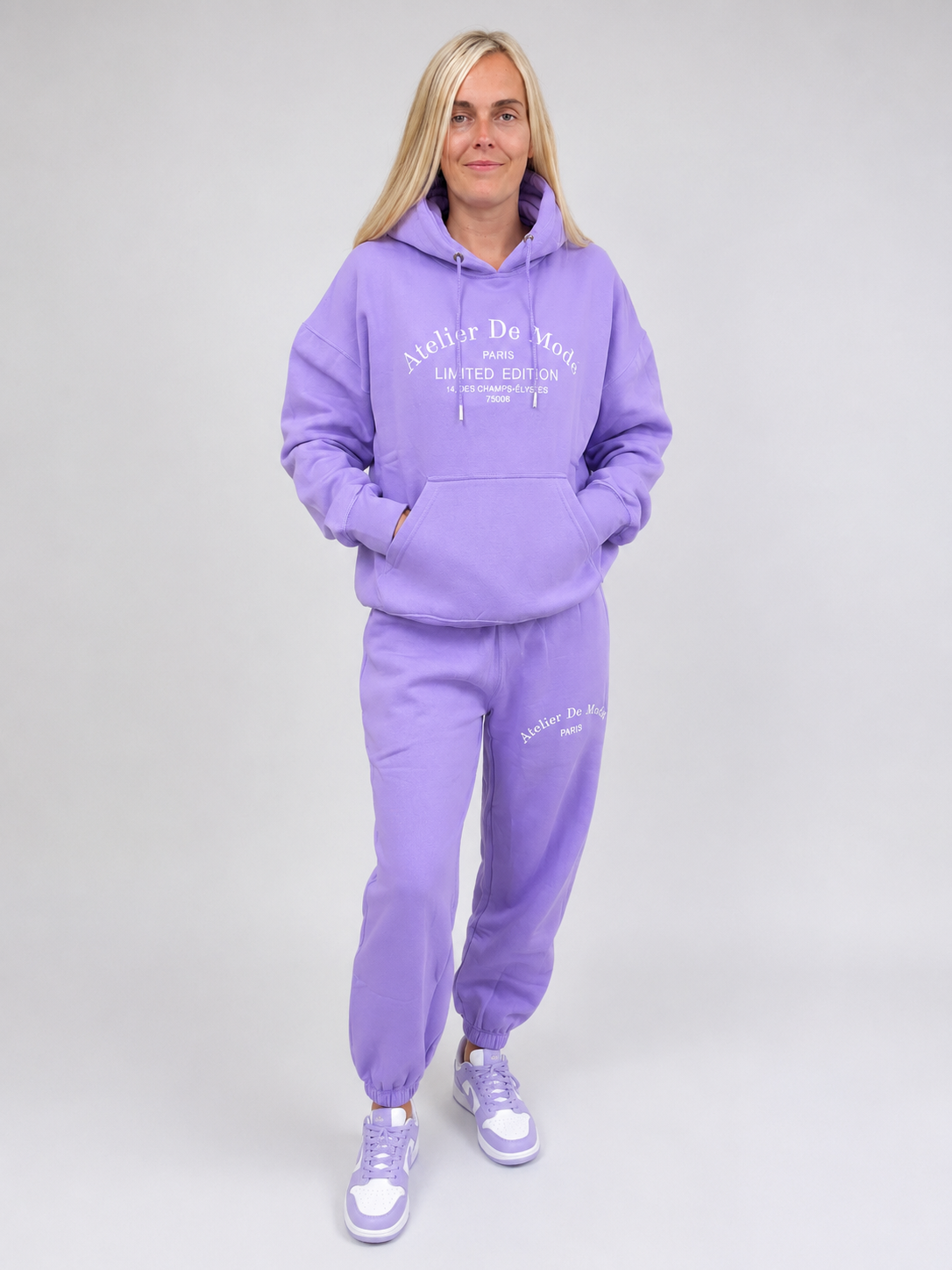 The French Riviera Heritage Tracksuit - lilac
