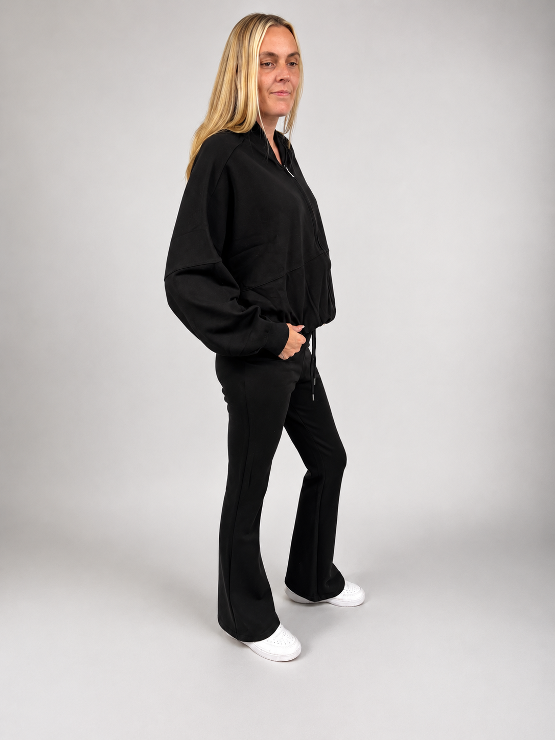 KALÉA Luxe Zip Flare Tracksuit – Black