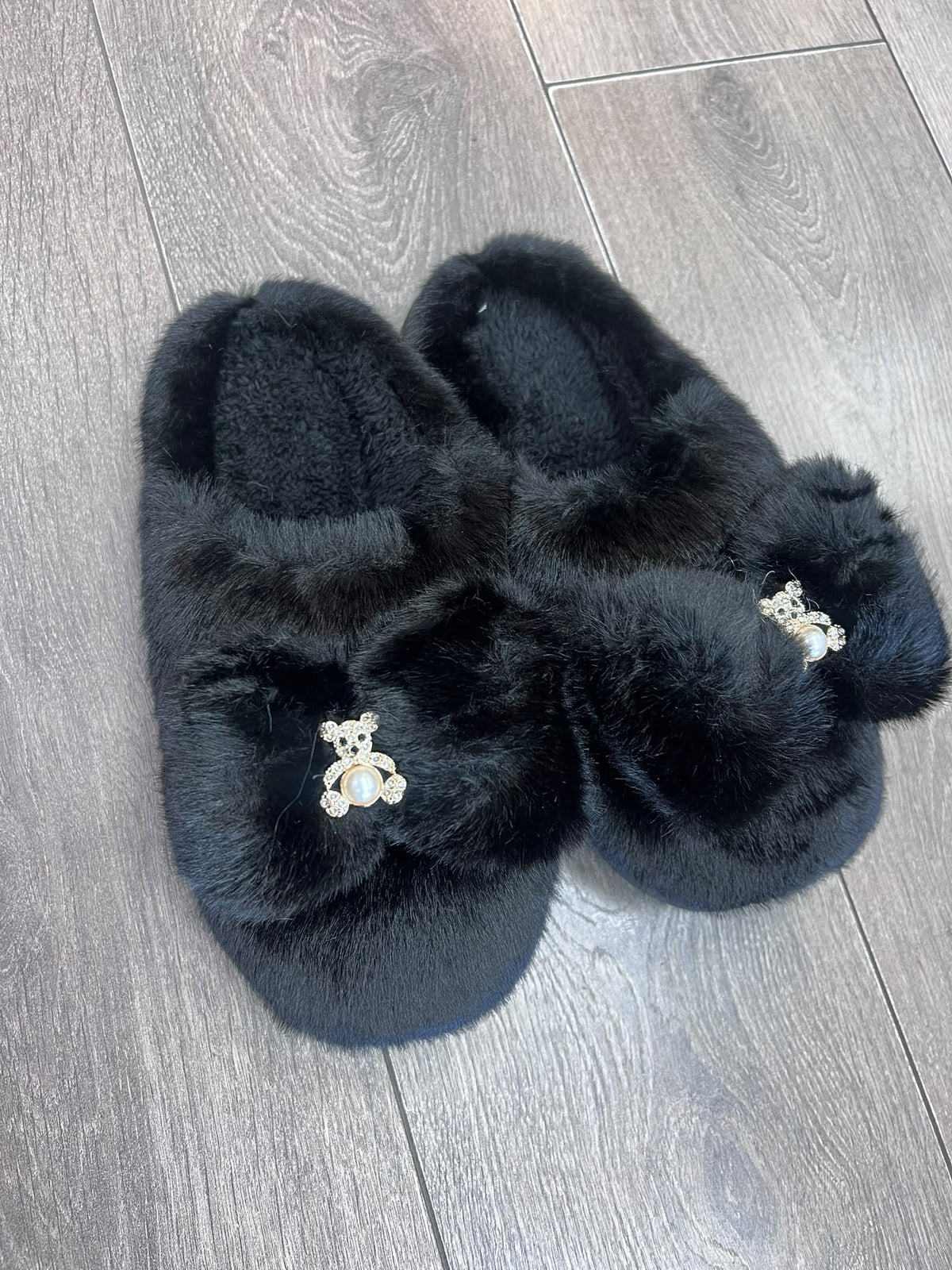 KALÉA Luxe Bow Teddy Slippers